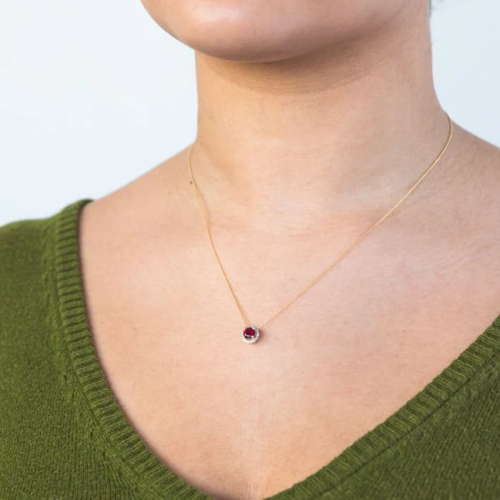 9ct Yellow Gold Created Ruby and Diamond Pendant on 45cm Chain - Image 2