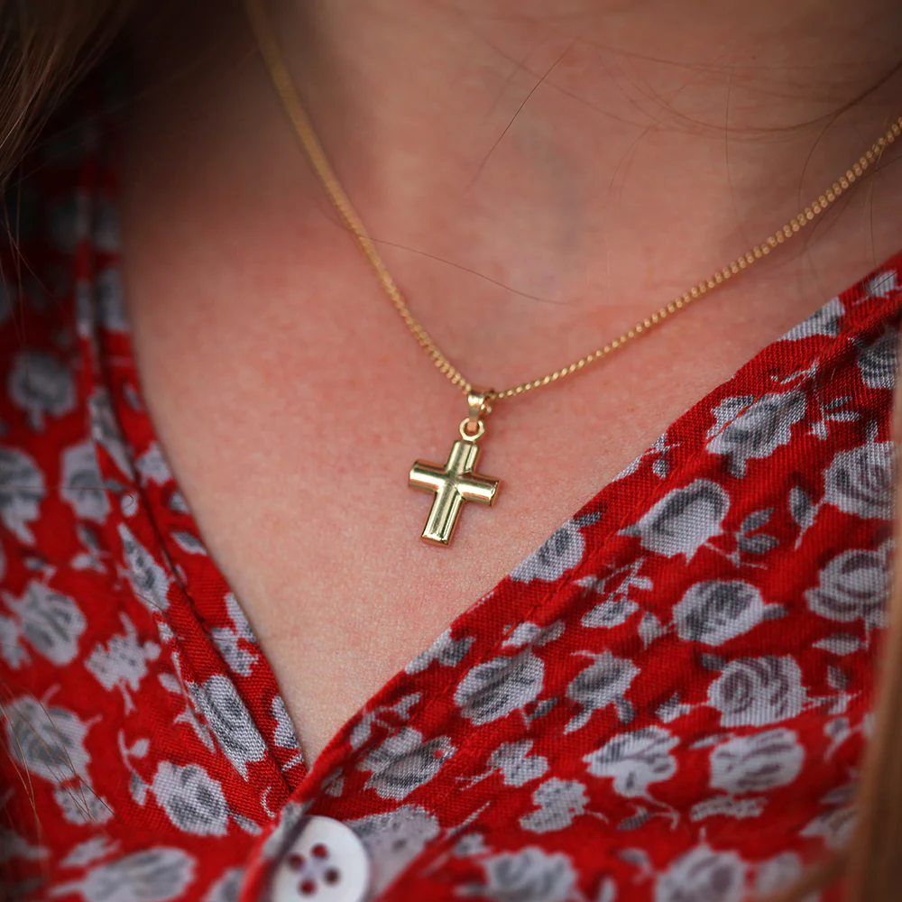 9ct Yellow Gold Cross Pendant - Image 3