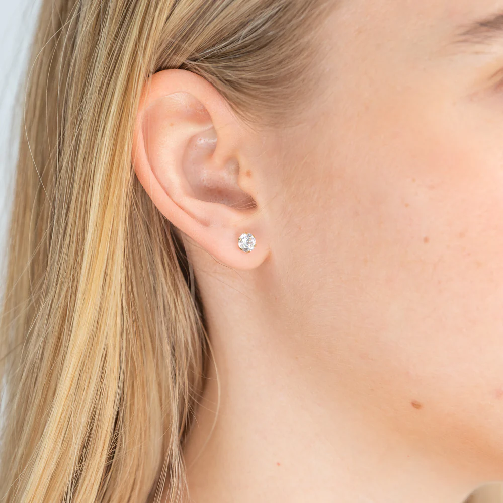 9ct Yellow Gold Cubic Zirconia 5mm 6 Claw Stud Earrings - Image 2