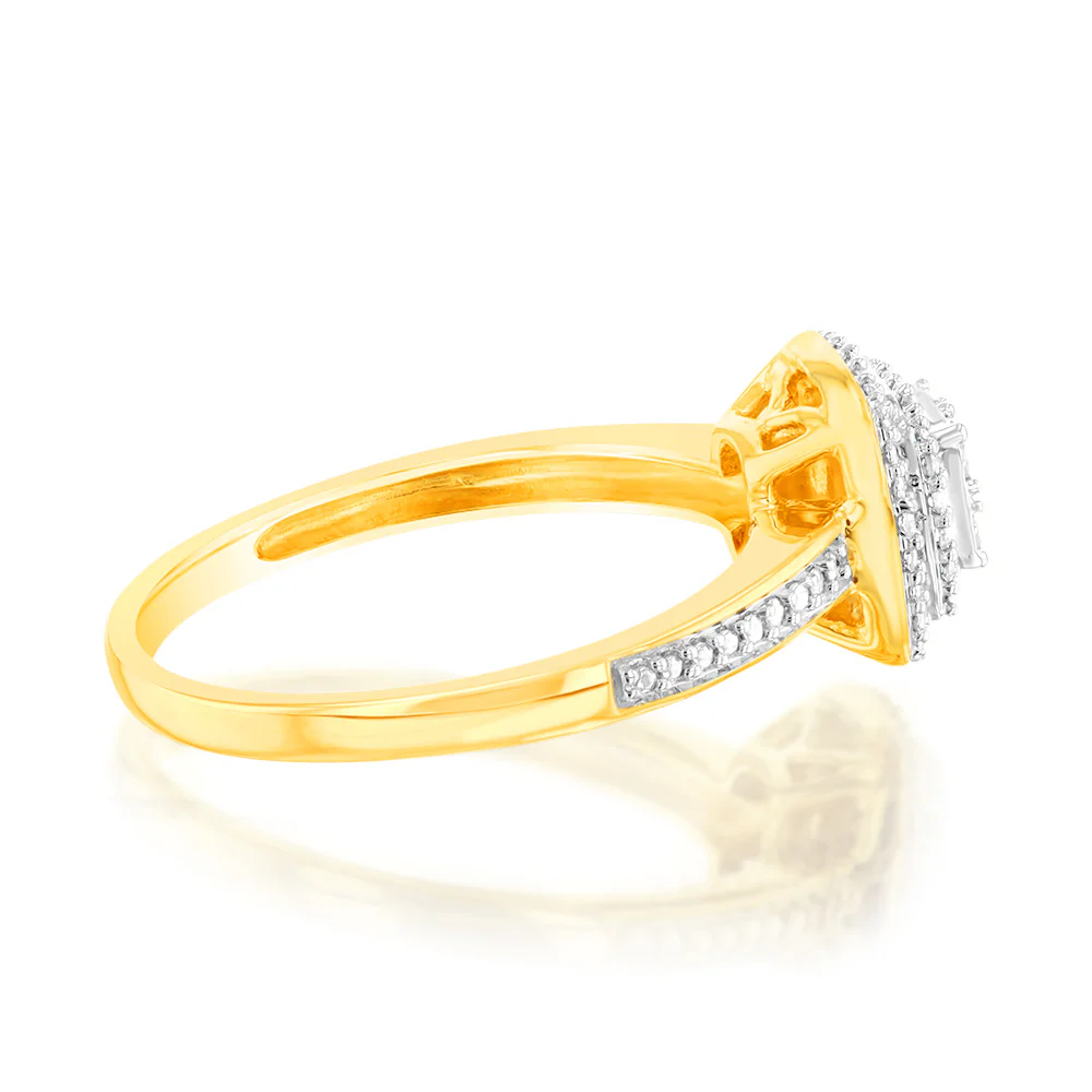 9ct Yellow Gold Cushion Shaped Fancy Ring with 32 Round Brilliant Cut Diamonds - Image 2
