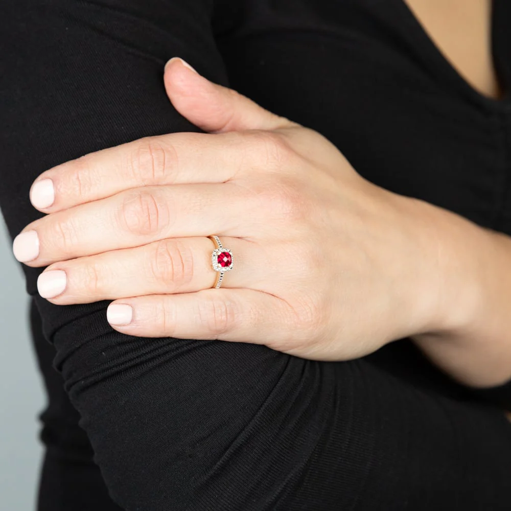 9ct Yellow Gold Diamond And Created Ruby Ring - Image 3