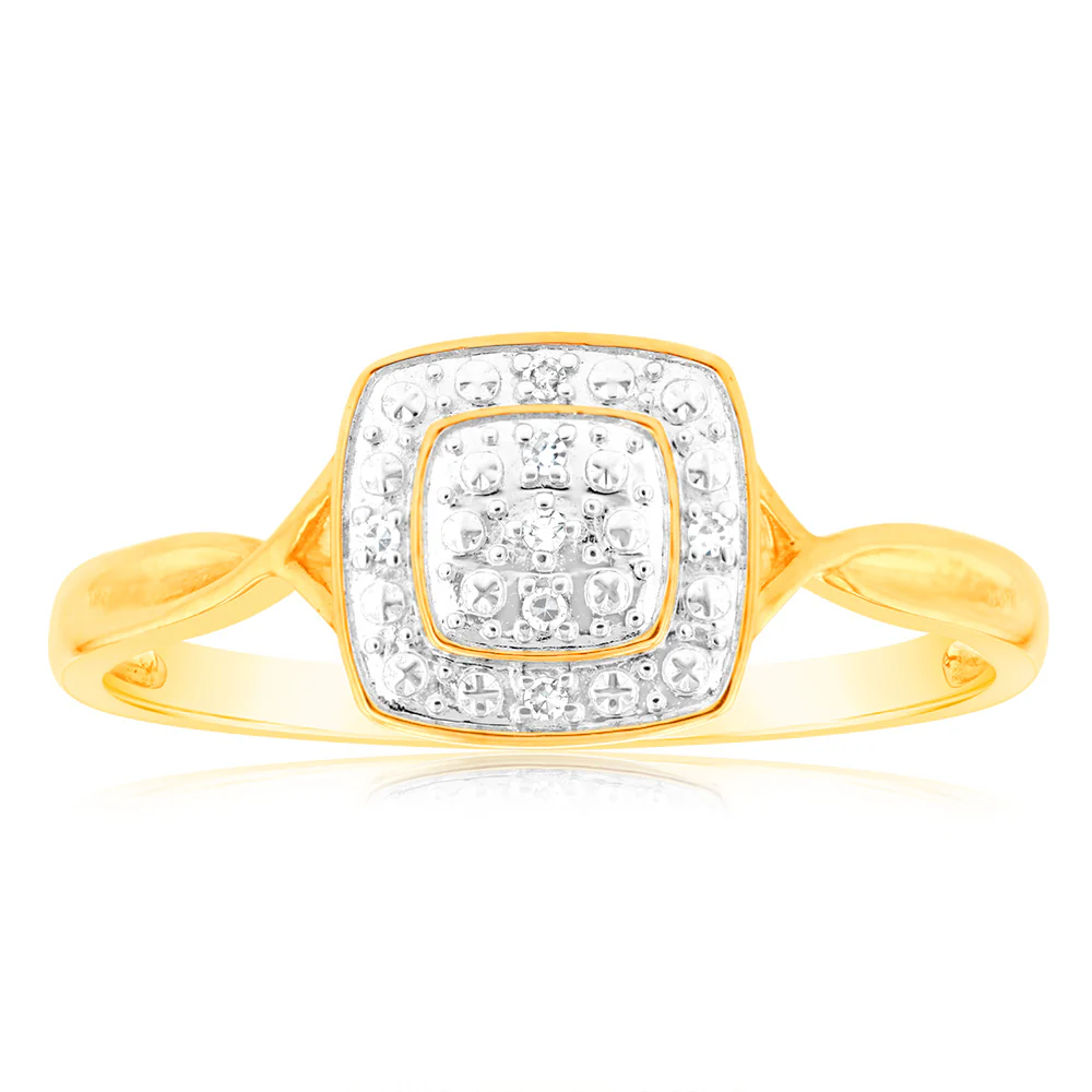 9ct Yellow Gold Diamond Cushion Shape Cluster Ring With 7 Brilliant Cut Diamonds