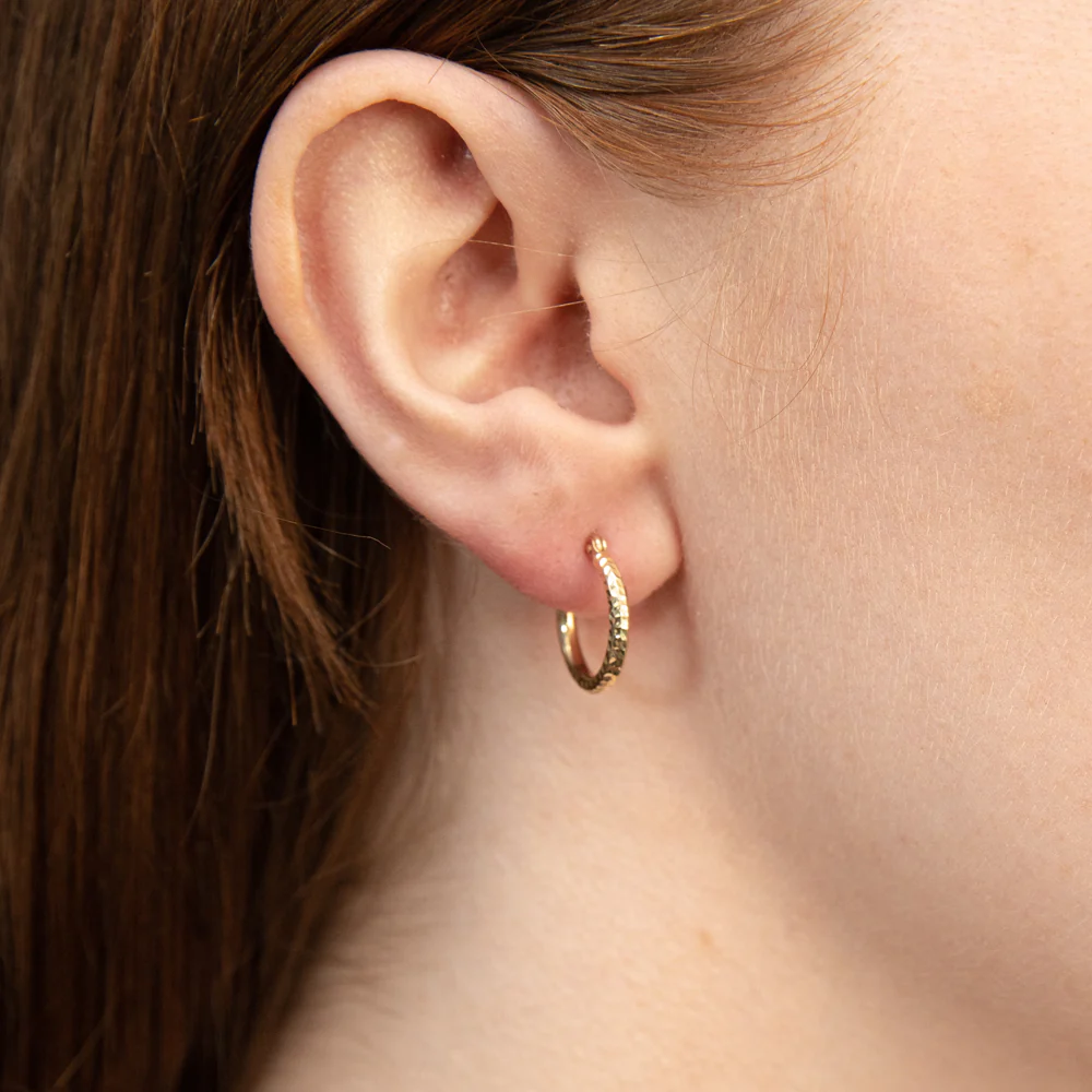 9ct Yellow Gold Diamond Cut 15mm Hoop Earrings - Image 2