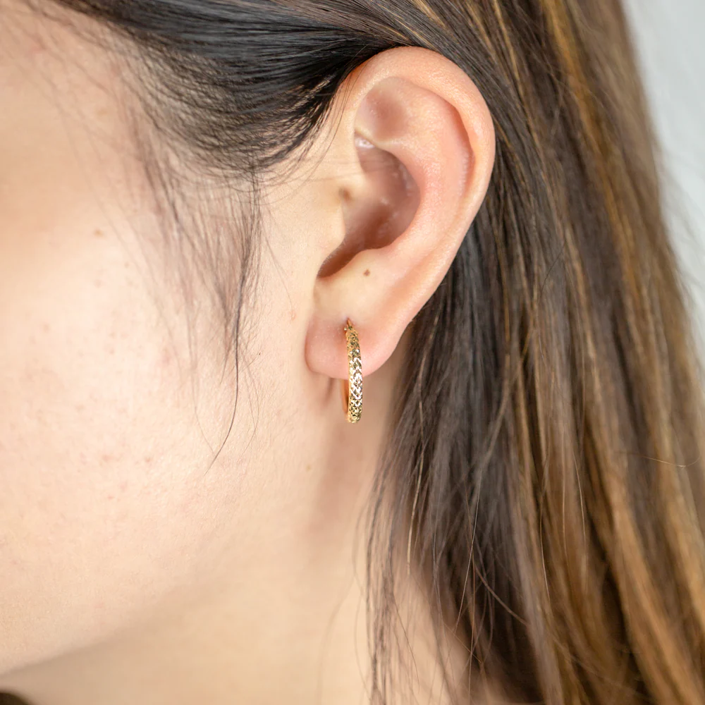 9ct Yellow Gold Diamond Cut Hoop Earrings - Image 2