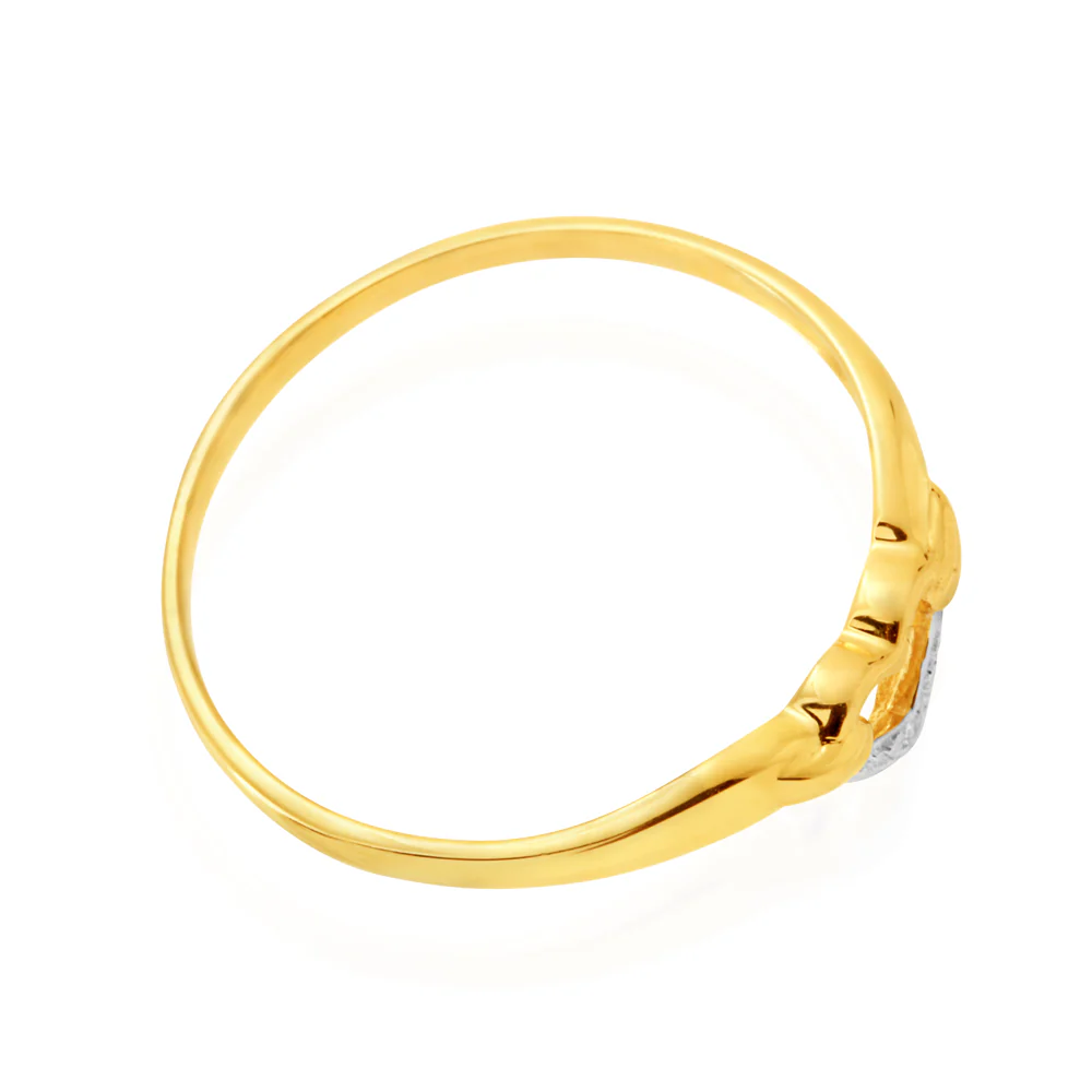 9ct Yellow Gold Diamond Heart Ring with 1 Brilliant Cut Diamond - Image 2