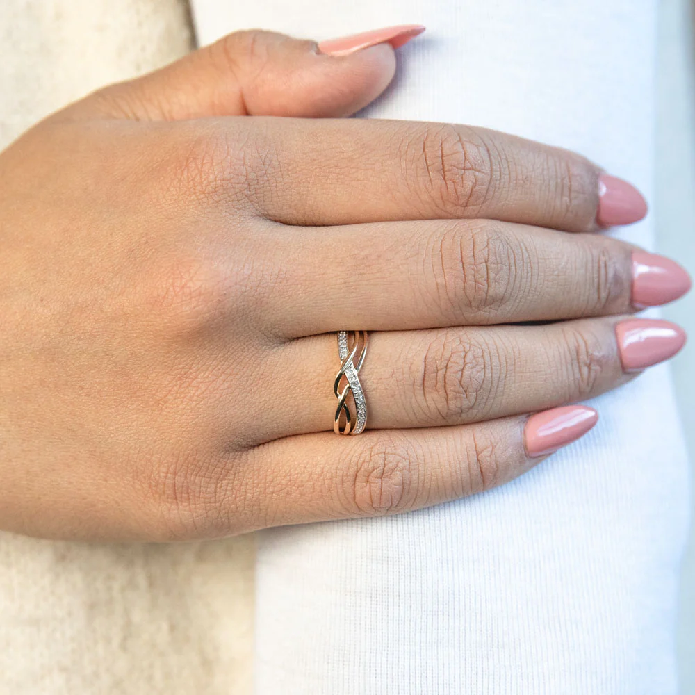 9ct Yellow Gold Diamond Plait Ring - Image 2