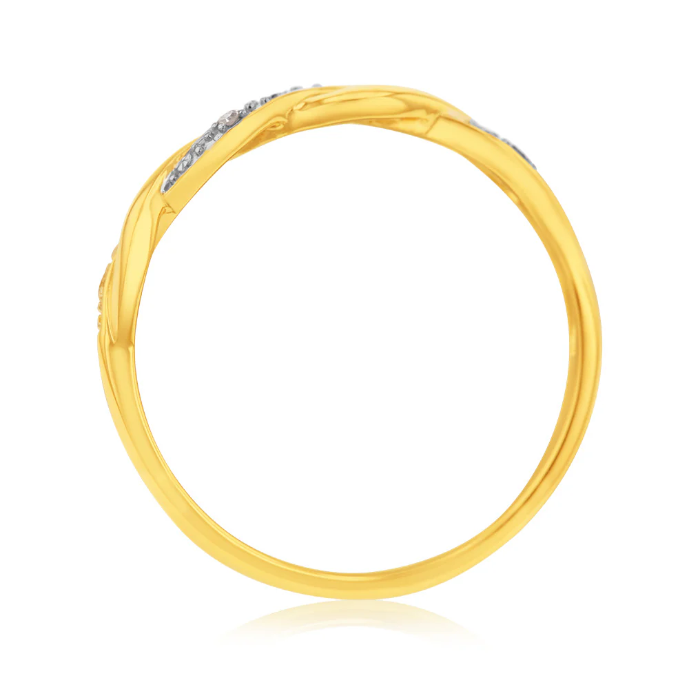 9ct Yellow Gold Diamond Ring - Image 2