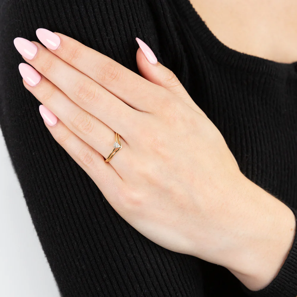9ct Yellow Gold Diamond Ring - Image 3