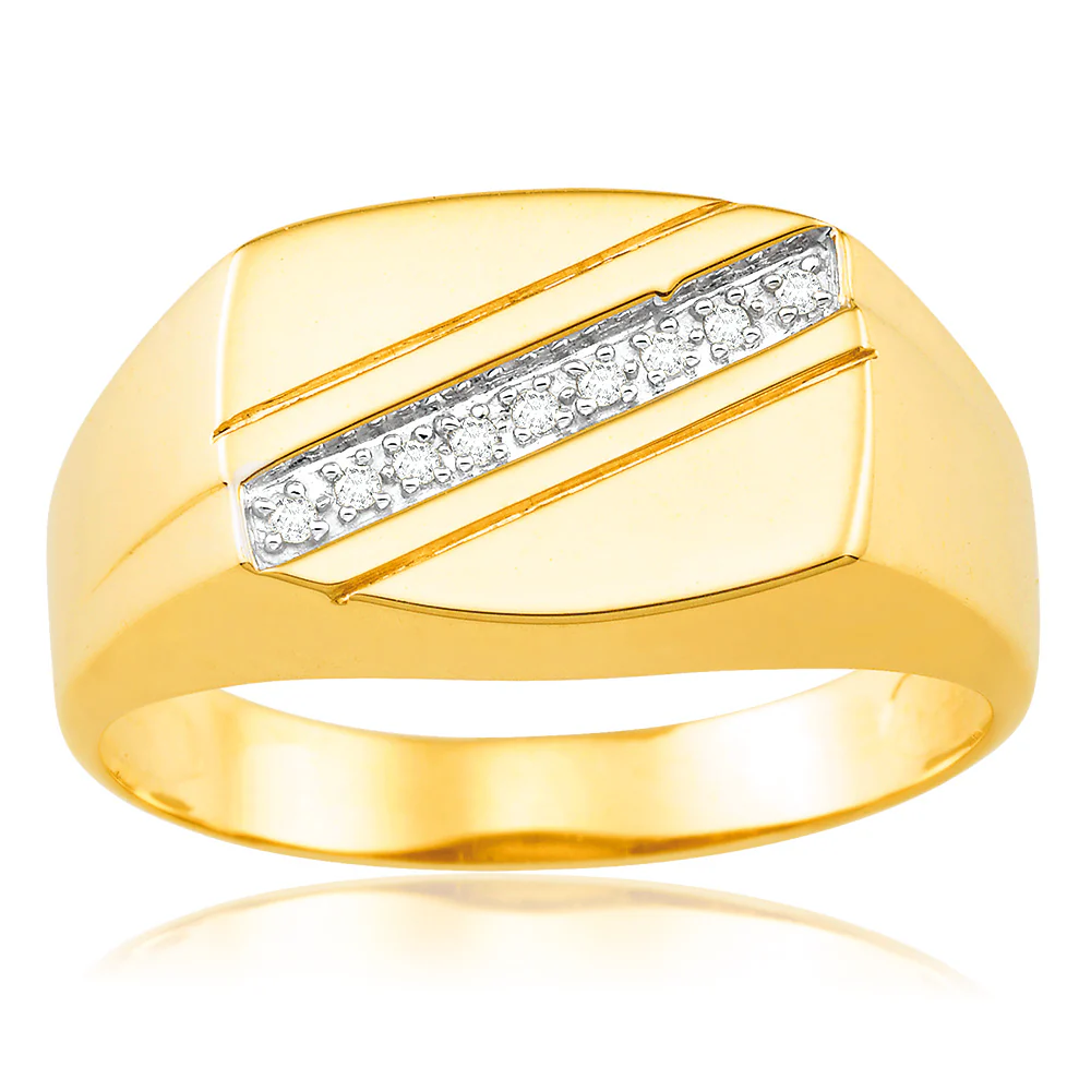 9ct Yellow Gold Diamond Ring Set with 9 Stunning Brilliant Diamonds