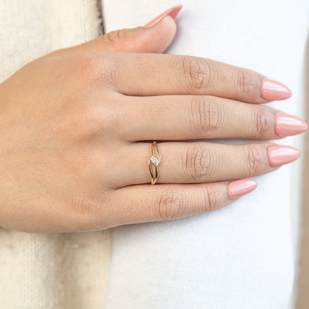 9ct Yellow Gold Diamond Ring with 1 Brilliant Cut Diamond - Image 3