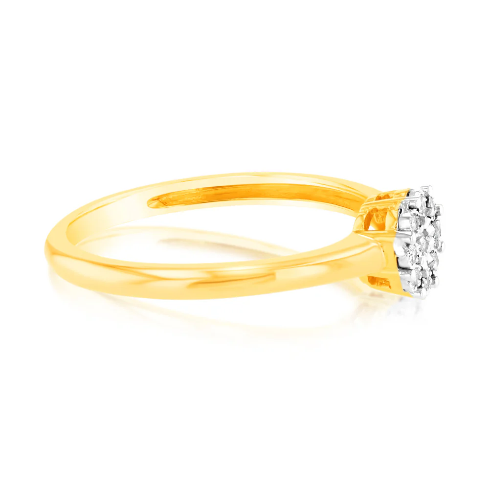 9ct Yellow Gold Diamond Ring with 9 Brilliant Cut Diamonds - Image 2