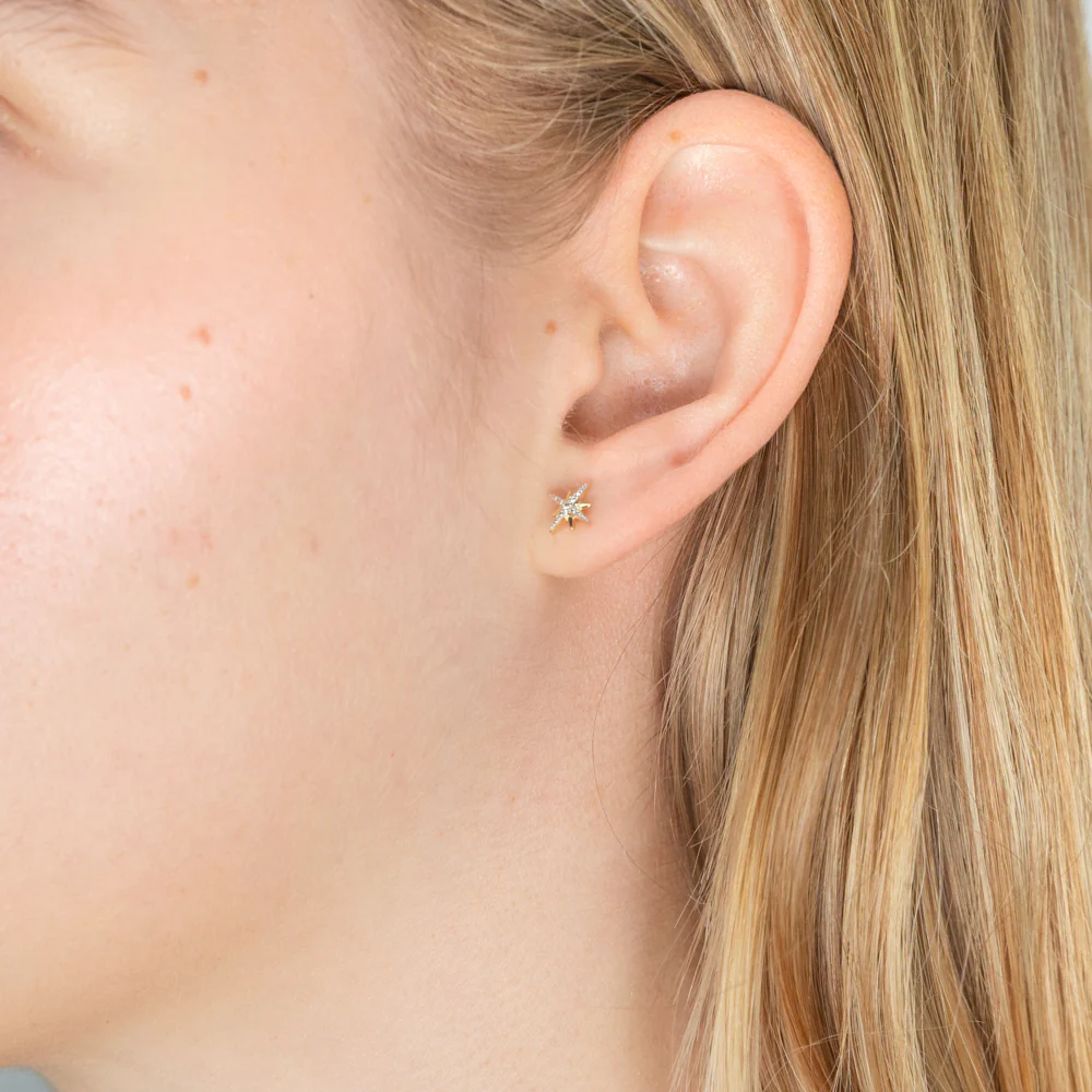 9ct Yellow Gold Diamond Starburst Stud Earrings with 2 Brilliant Diamonds - Image 2