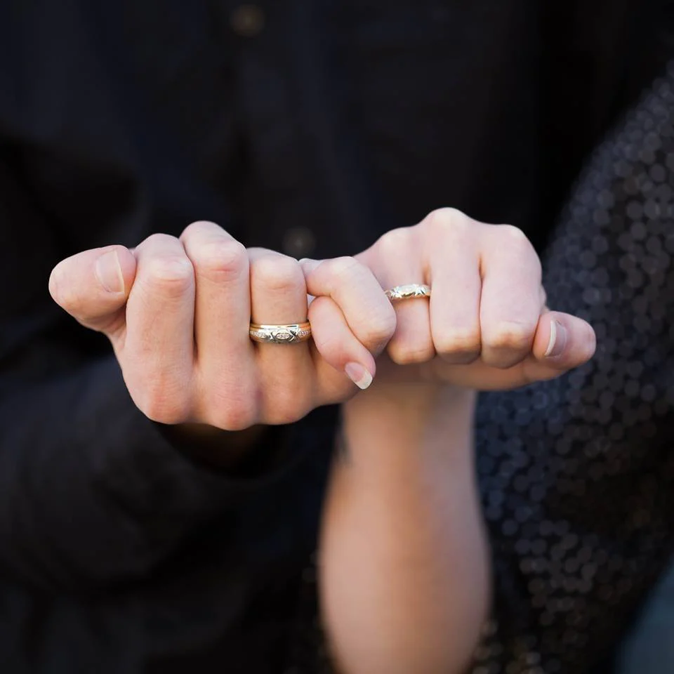 9ct Yellow Gold Eternity Ring with 23 Diamonds with White Rhodium Plating - Image 3