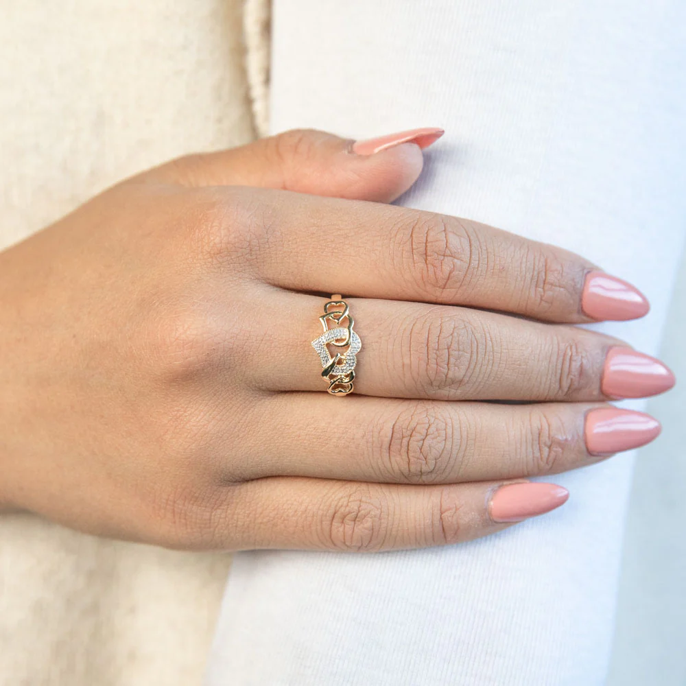 9ct Yellow Gold Heart Shaped Diamond Ring - Image 3