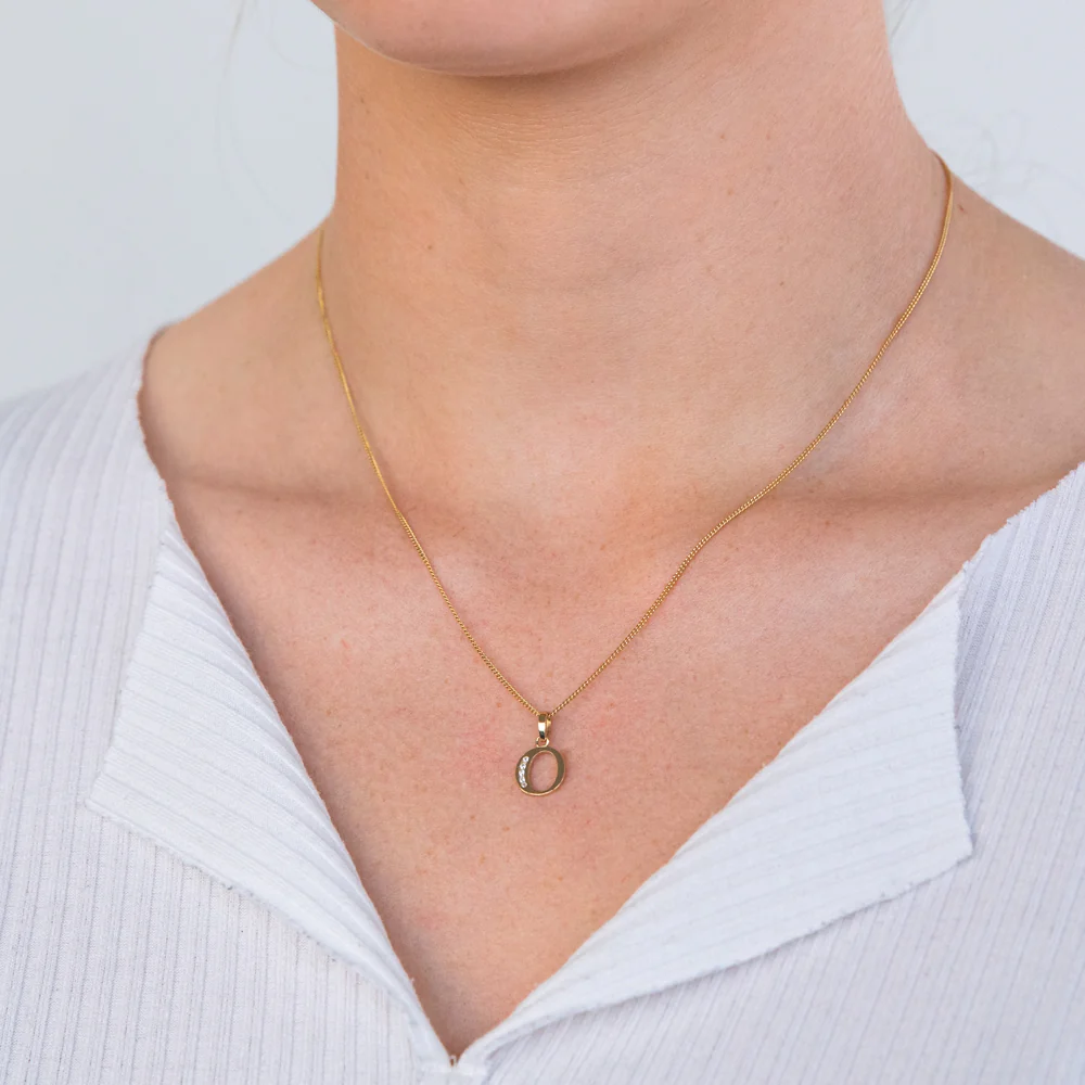 9ct Yellow Gold Initial O Zirconia Pendant - Image 2