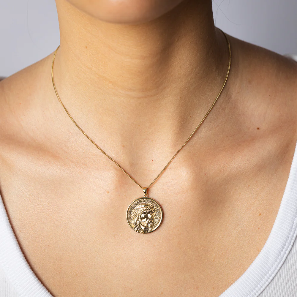 9ct Yellow Gold Jesus Head Medallion Pendant - Image 2