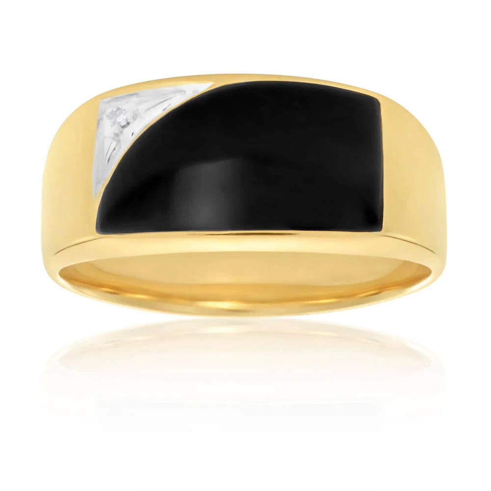 9ct Yellow Gold Onyx and Diamond Gents Ring