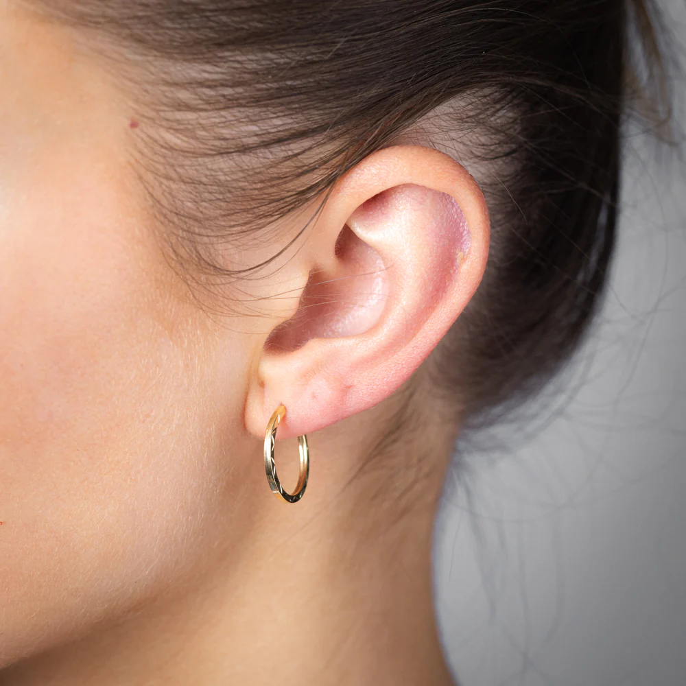 9ct Yellow Gold Patterned 18mm Sleeper Earrings - Image 2