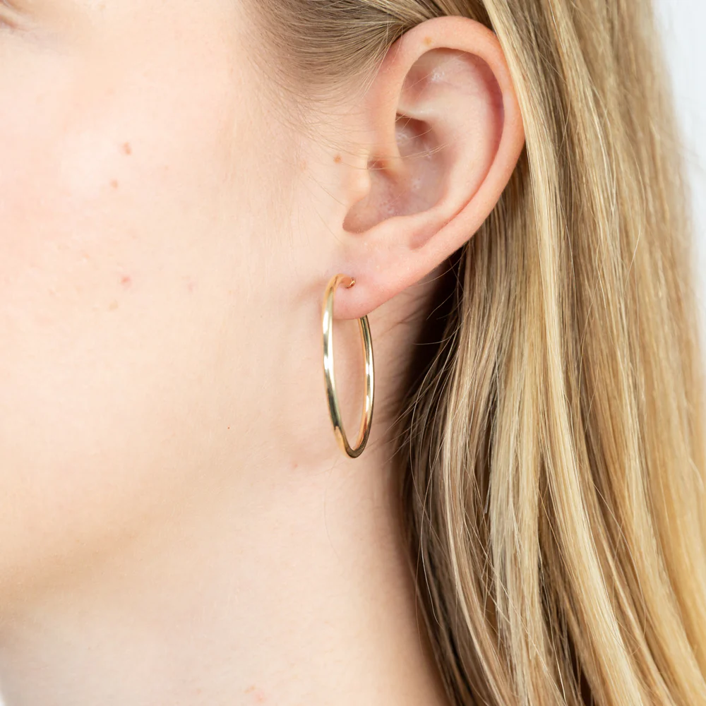 9ct Yellow Gold Plain 30mm Hoop Earring - Image 2