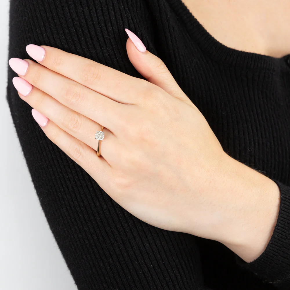 9ct Yellow Gold Ring With 1/5 Carats Of Diamonds and Infinity Detail on Side Profile - Image 3