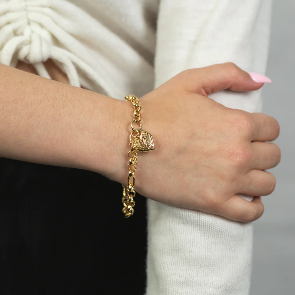 9ct Yellow Gold Silver Filled 19cm Fll Heart Figaro Bracelet - Image 4