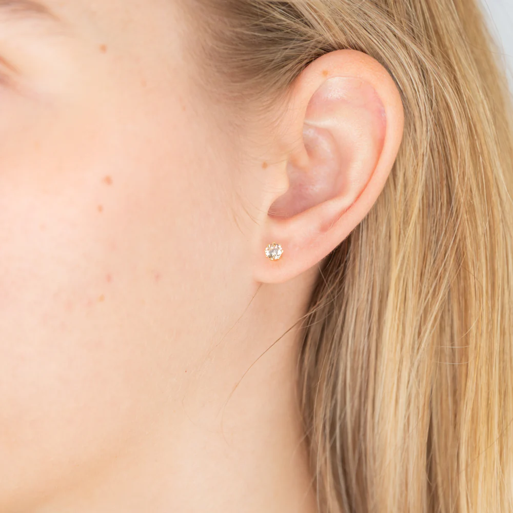 9ct Yellow Gold Silver Filled Cubic Zirconia Champ 4mm Stud Earrings - Image 2