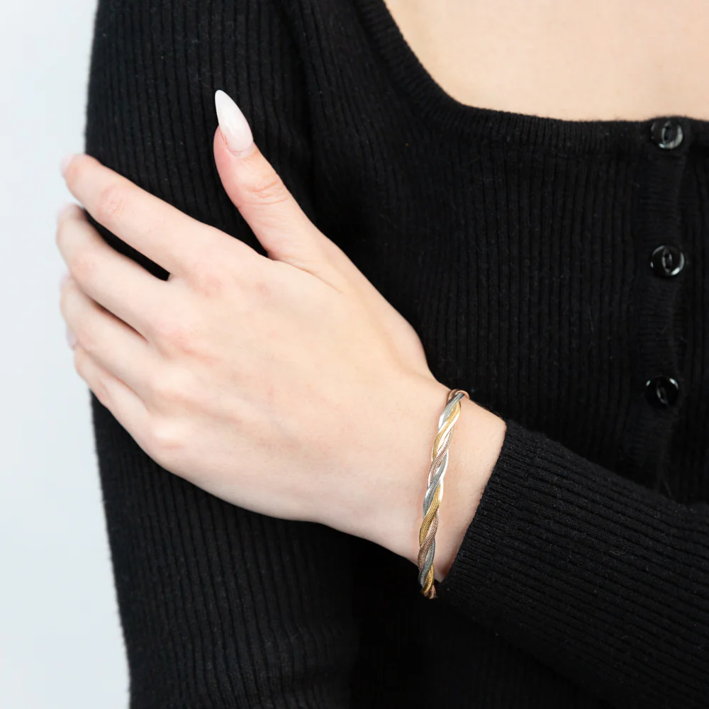9ct Yellow Gold Silver Filled Herringbone Bracelet - Image 3