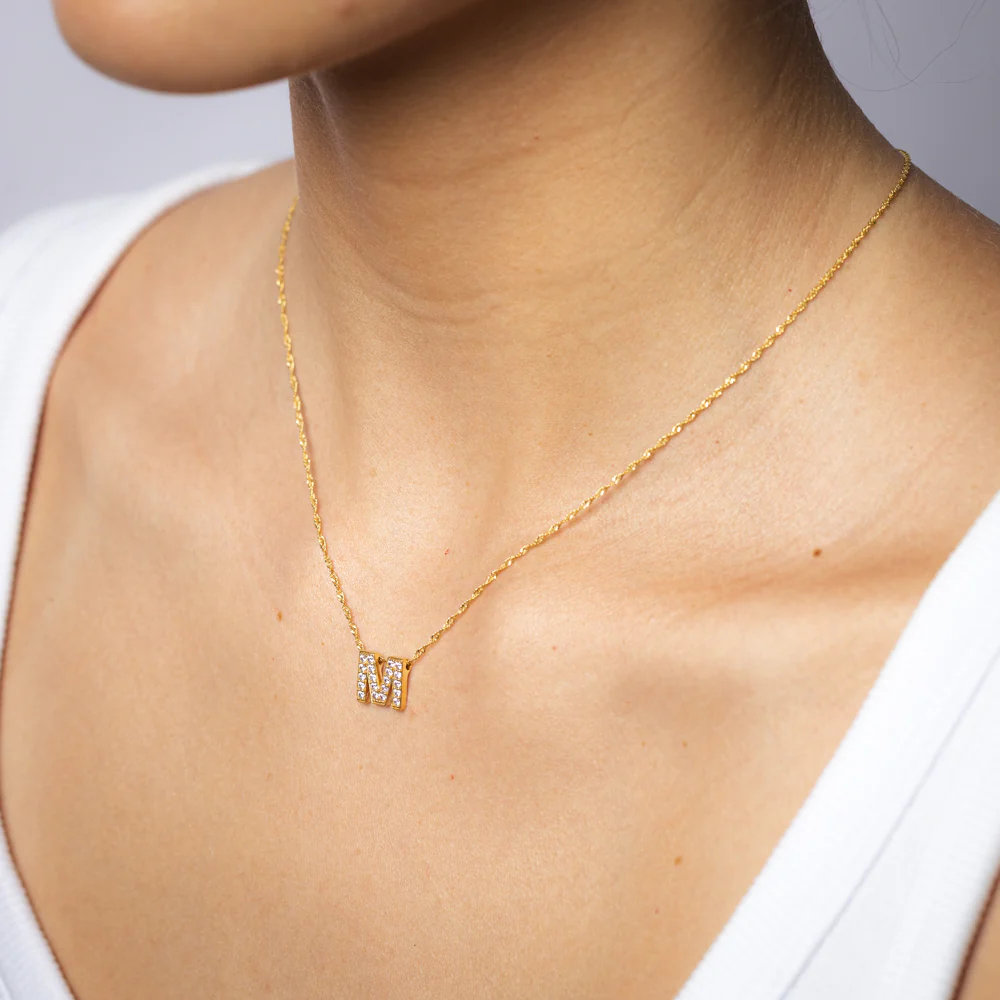9ct Yellow Gold Silverfilled Cubic Zirconia Initial Letter "M" Pendant On Chain - Image 2
