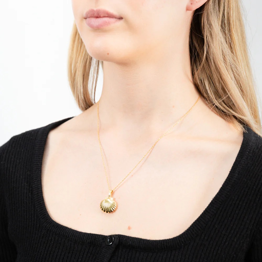 9ct Yellow Gold Silverfilled Large Shell Pendant with 20 Gauge 45cm Chain - Image 3