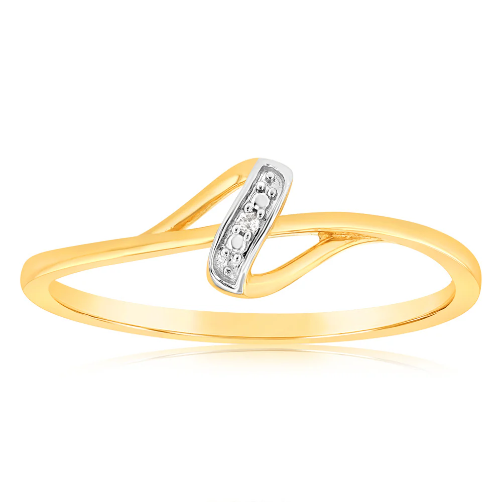 9ct Yellow Gold With 1 Brilliant Cut Diamond Ring