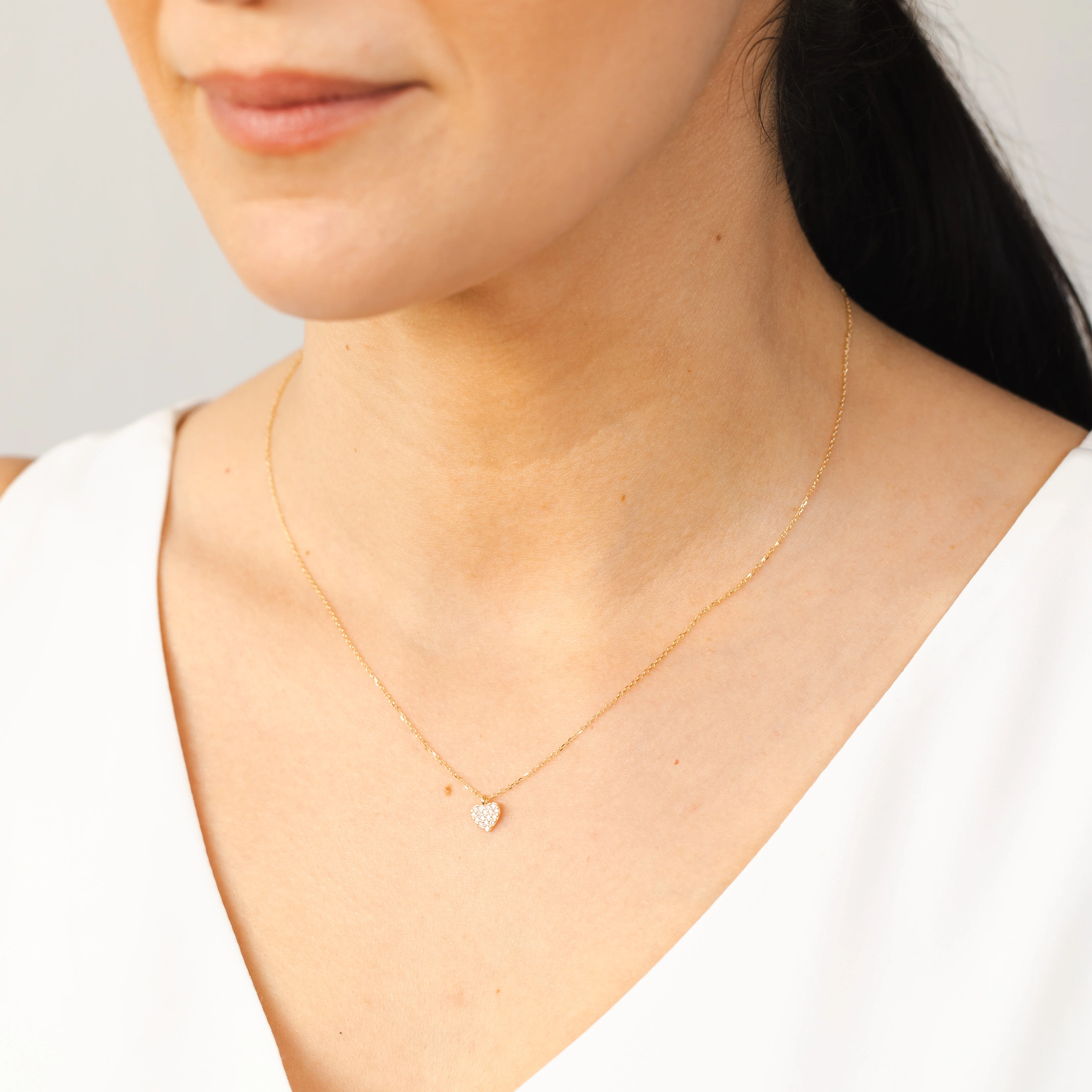 9ct Yellow Gold Zirconia Heart Pendant On Chain - Image 2