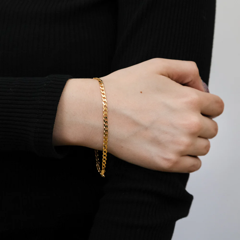 9ct Yellow Solid Gold Curb Bevelled 100 Gauge 19cm Bracelet - Image 3
