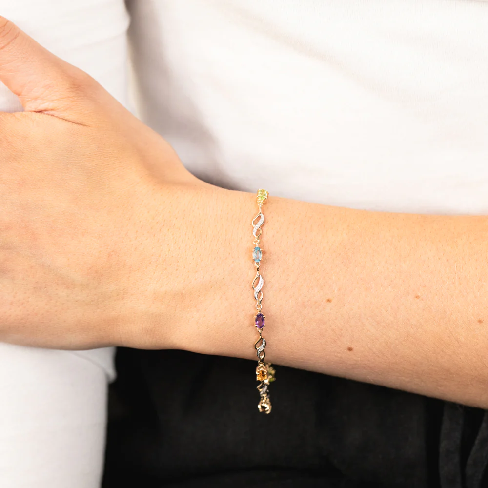 Amethyst, Citrine, Smokey Quartz, Peridot, Swiss Blue Topaz & Diamond Bracelet in 9ct Yellow Gold - Image 3