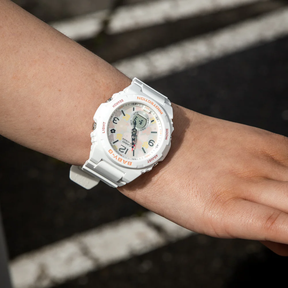 Baby-G BGA-260FL-7A Wildflower Dial - Image 2