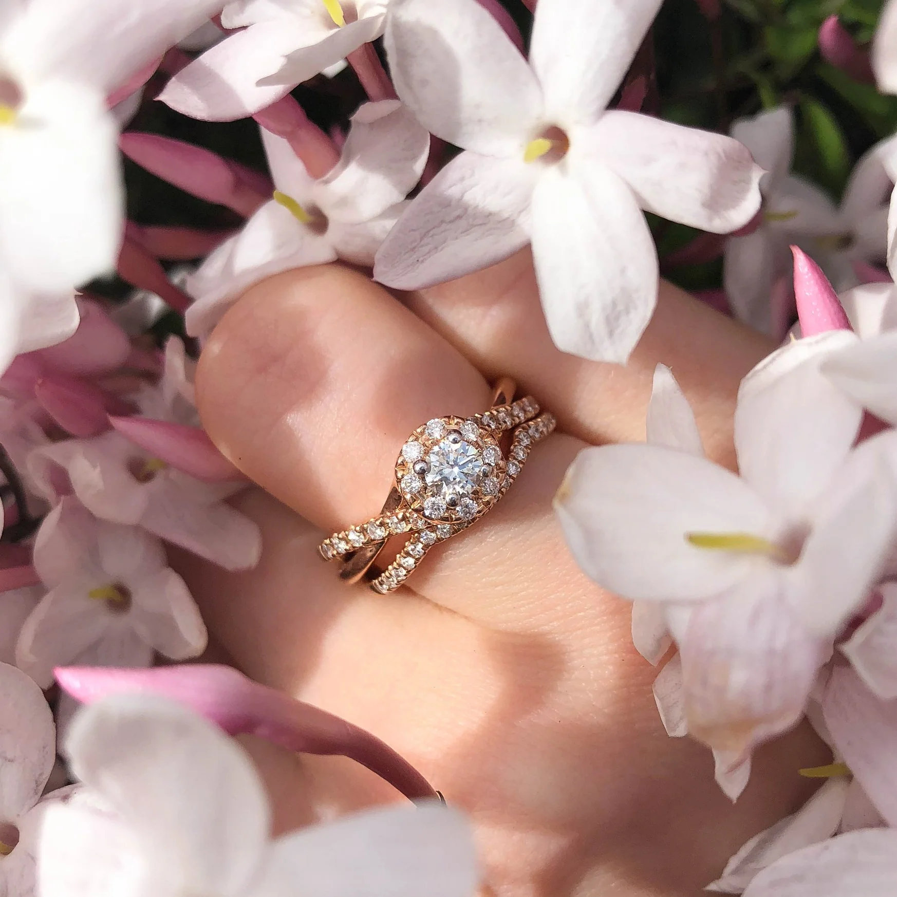Blissful Bride 14ct Rose Gold 0.65 Carat Diamond Swirl Split Shank Bridal Set - Image 2
