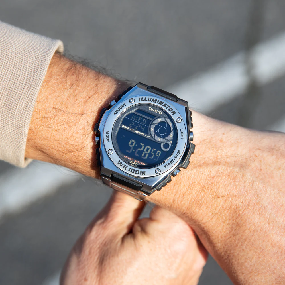Casio MWD100HD-1BV - Image 2