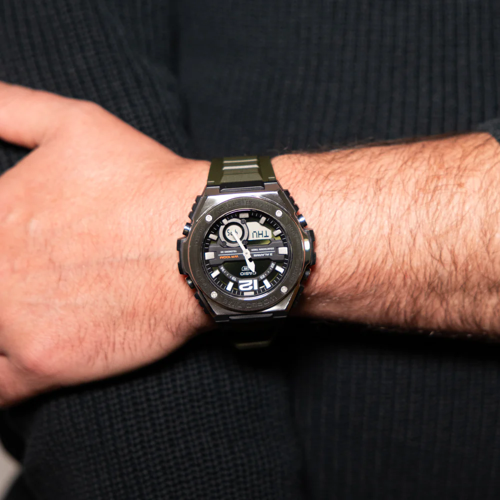 Casio MWQ100-3A World Time Watch - Image 2