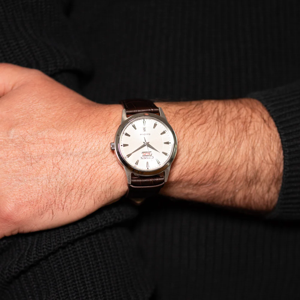Citizen Eco-Drive AW0100-19A - Image 4