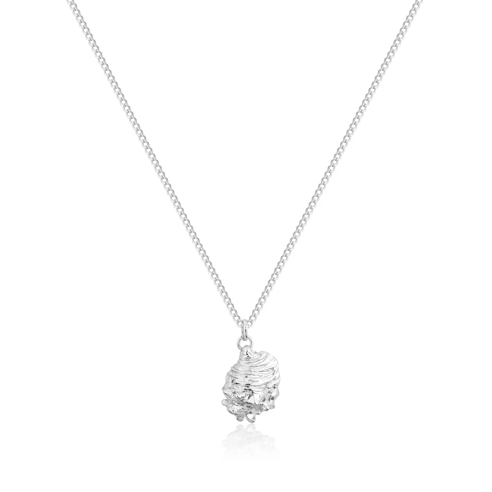 Couture Kingdom Disney Princess White Gold Plated Moana Conche Pendant On 45cm Chain