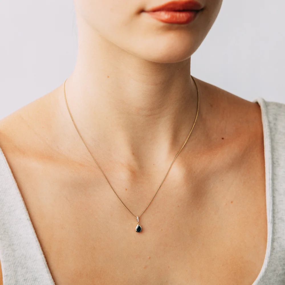 Created Sapphire and Diamond Pendant in 9ct Yellow Gold - Image 3