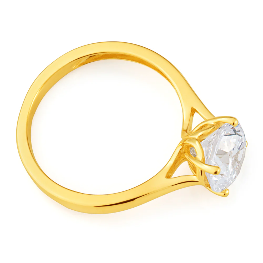 Cubic Zirconia Brilliant Cut Solitaire Ring in 9ct Yellow Gold - Image 2