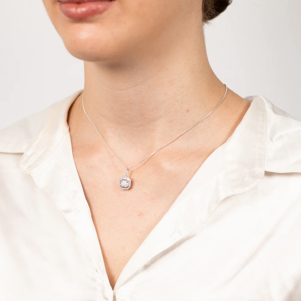 Cubic Zirconia Pendant in 9ct White Gold - Image 2