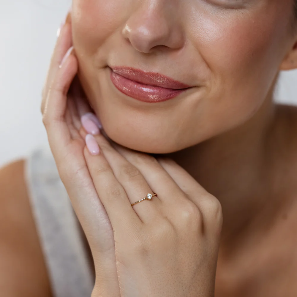 Cubic Zirconia Ring in 9ct Yellow Gold - Image 3