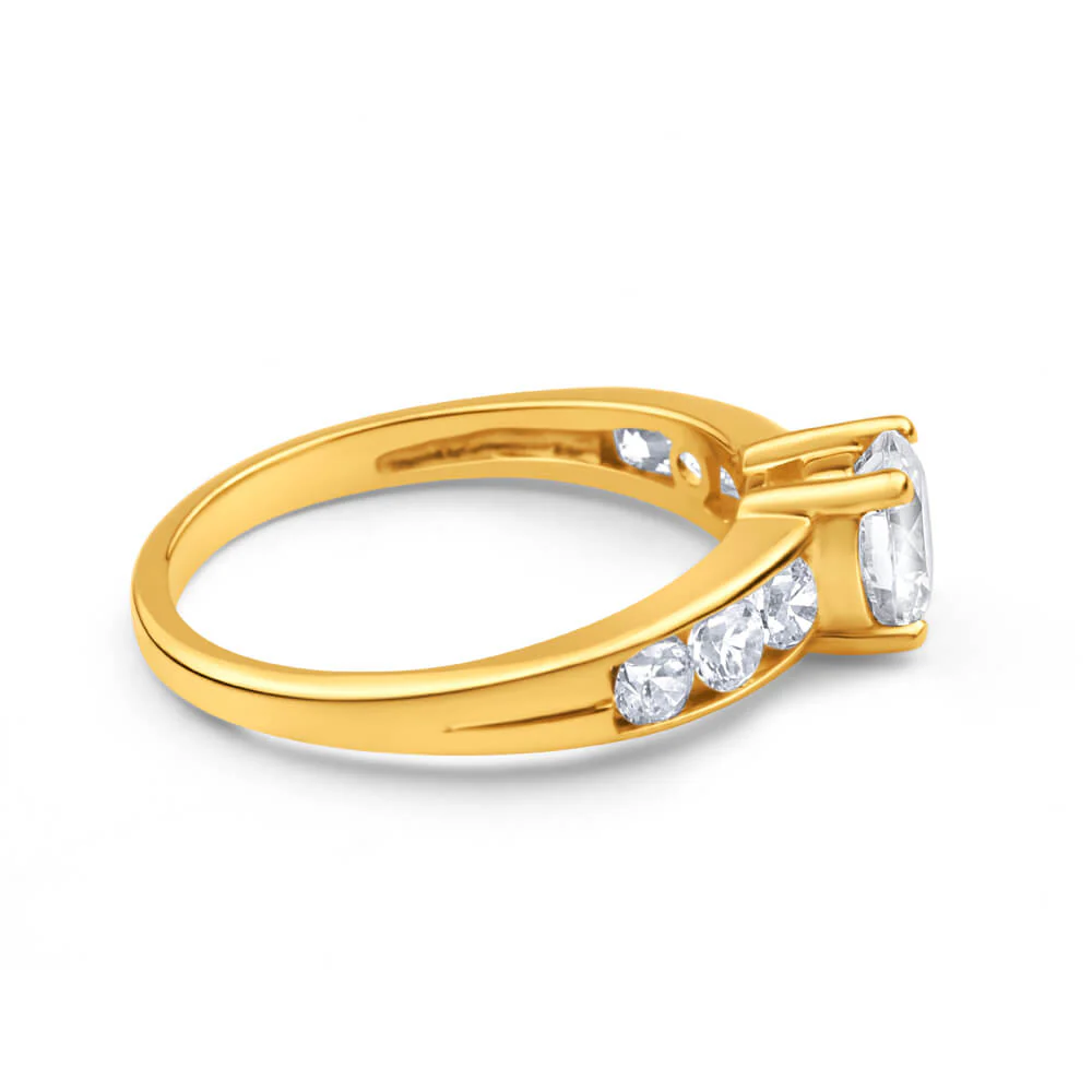 Cubic Zirconia Ring in 9ct Yellow Gold - Image 2