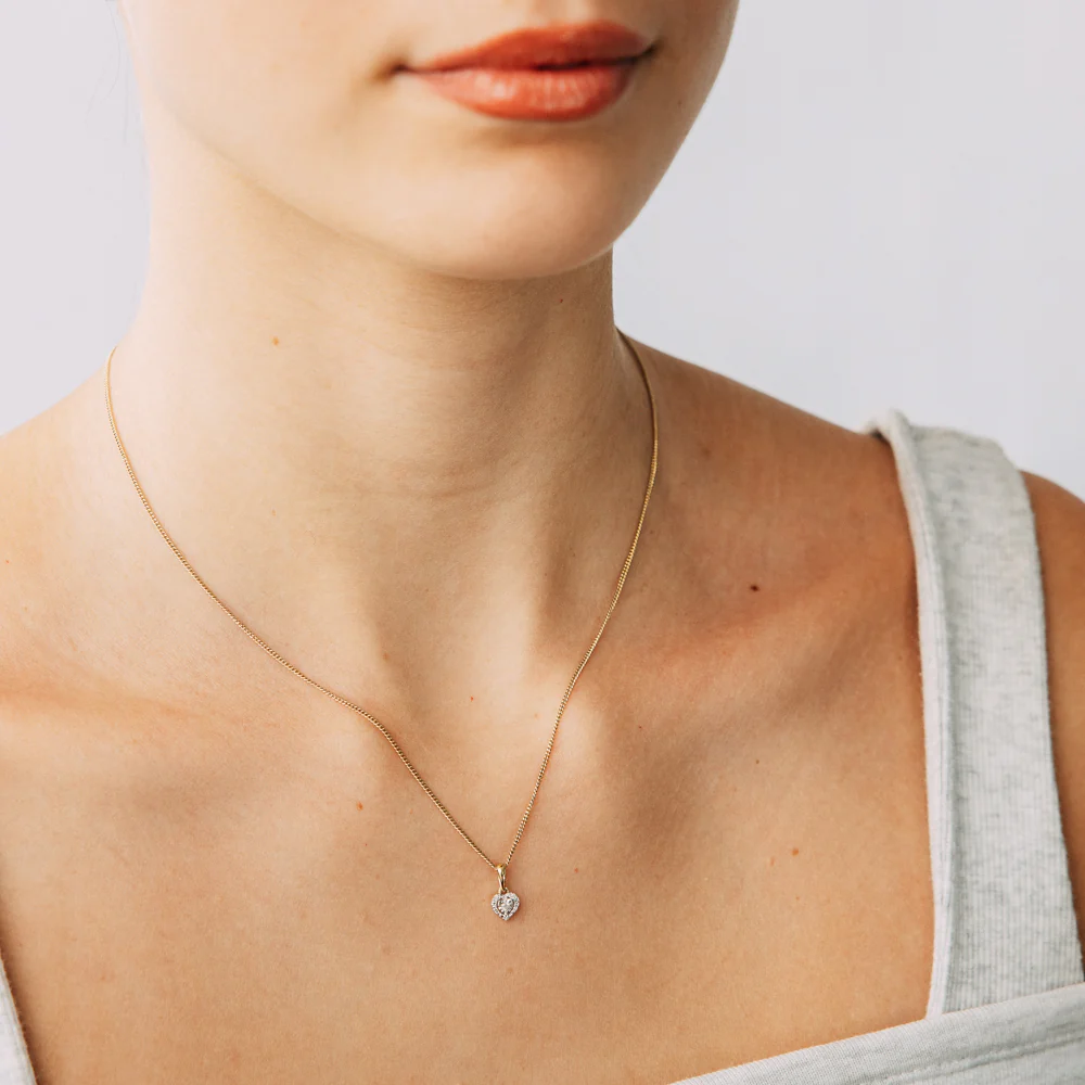 Diamond Heart Pendant in 9ct Yellow Gold - Image 2