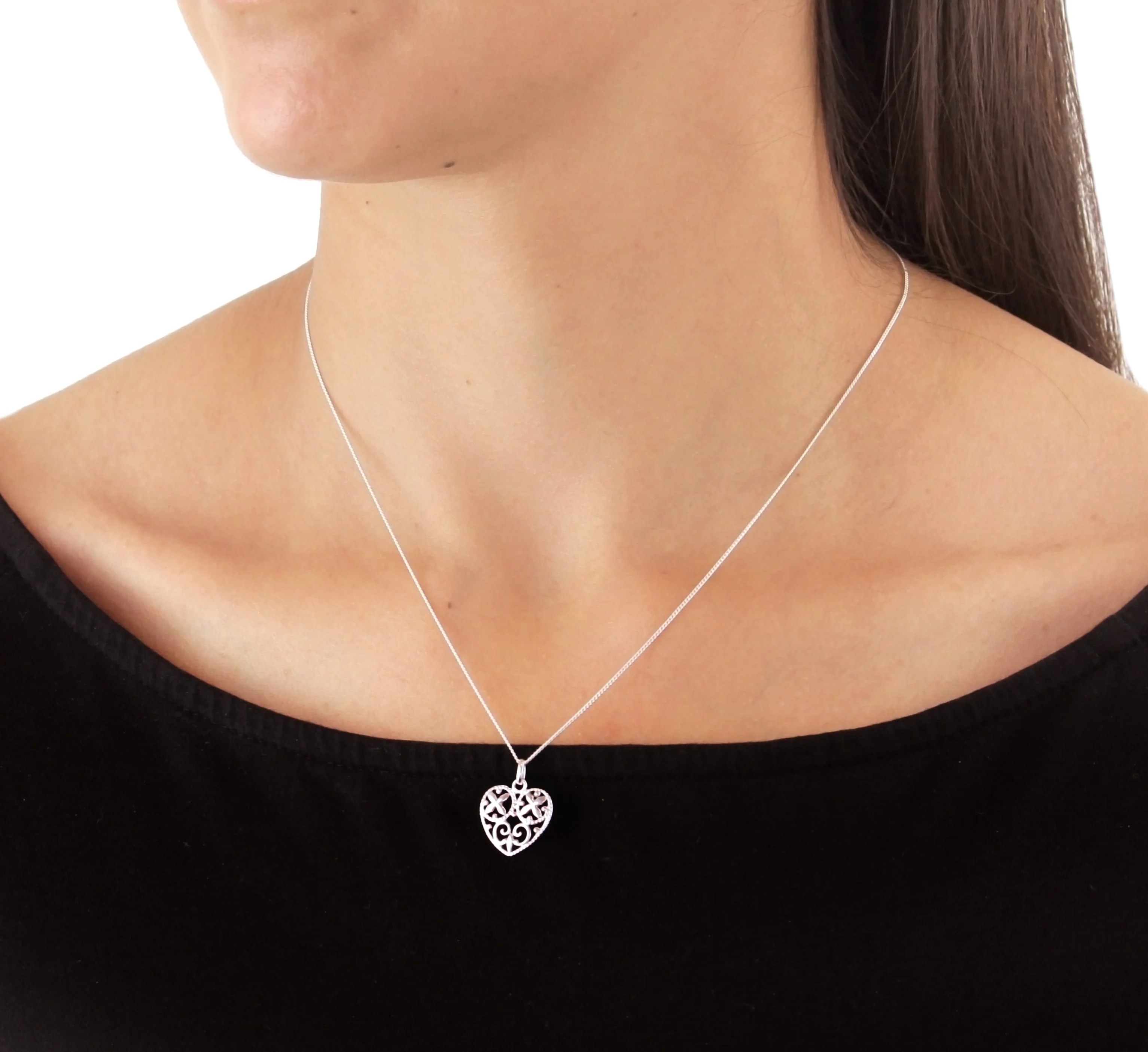 E6_FILIGREE HEART PENDANT SS - Image 3