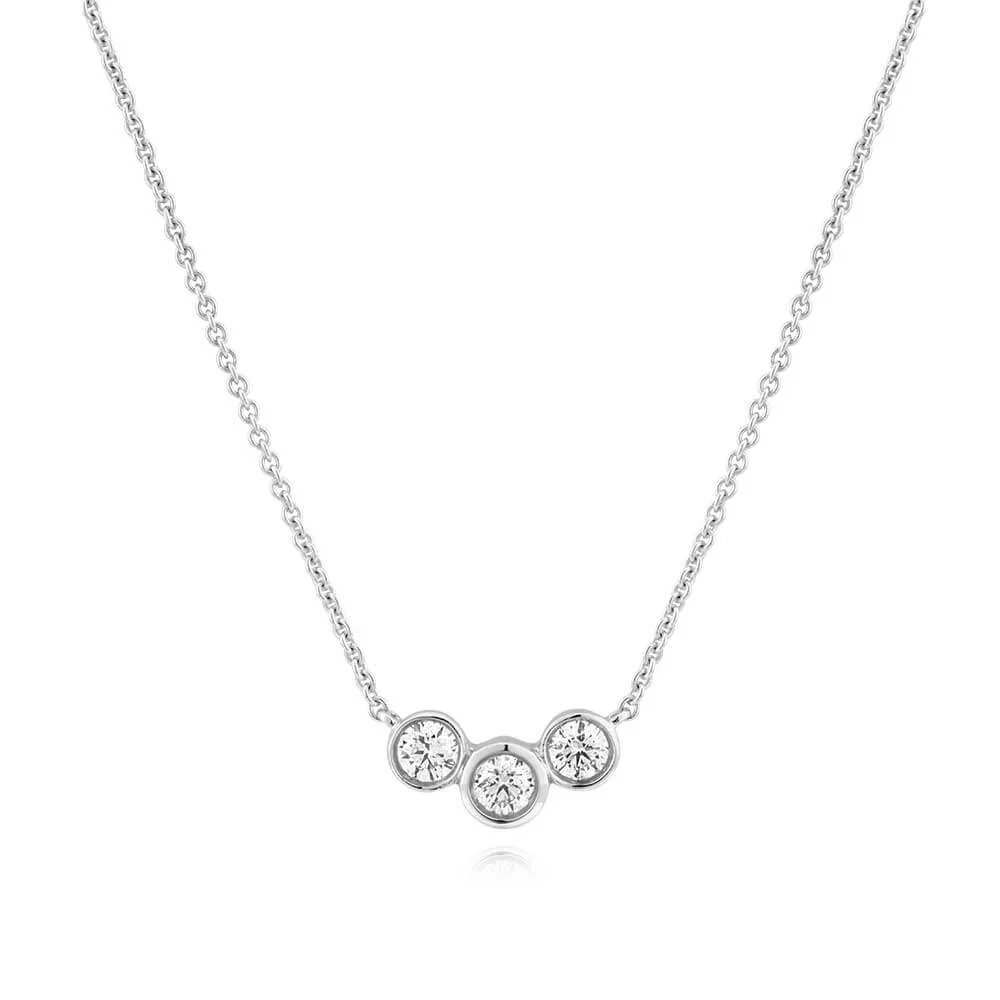 Flawless Cut 9ct White Gold Diamond Pendant With Three Diamonds (TW=15pt)