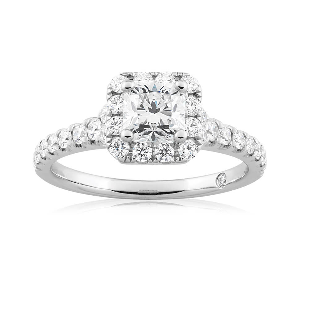 FLAWLESS CUT TW=1.30-1.39CT