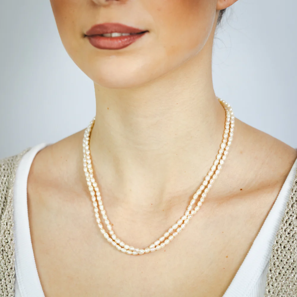 Freshwater Pearl Necklace 43cm with Sterling Silver Clasp - Image 3