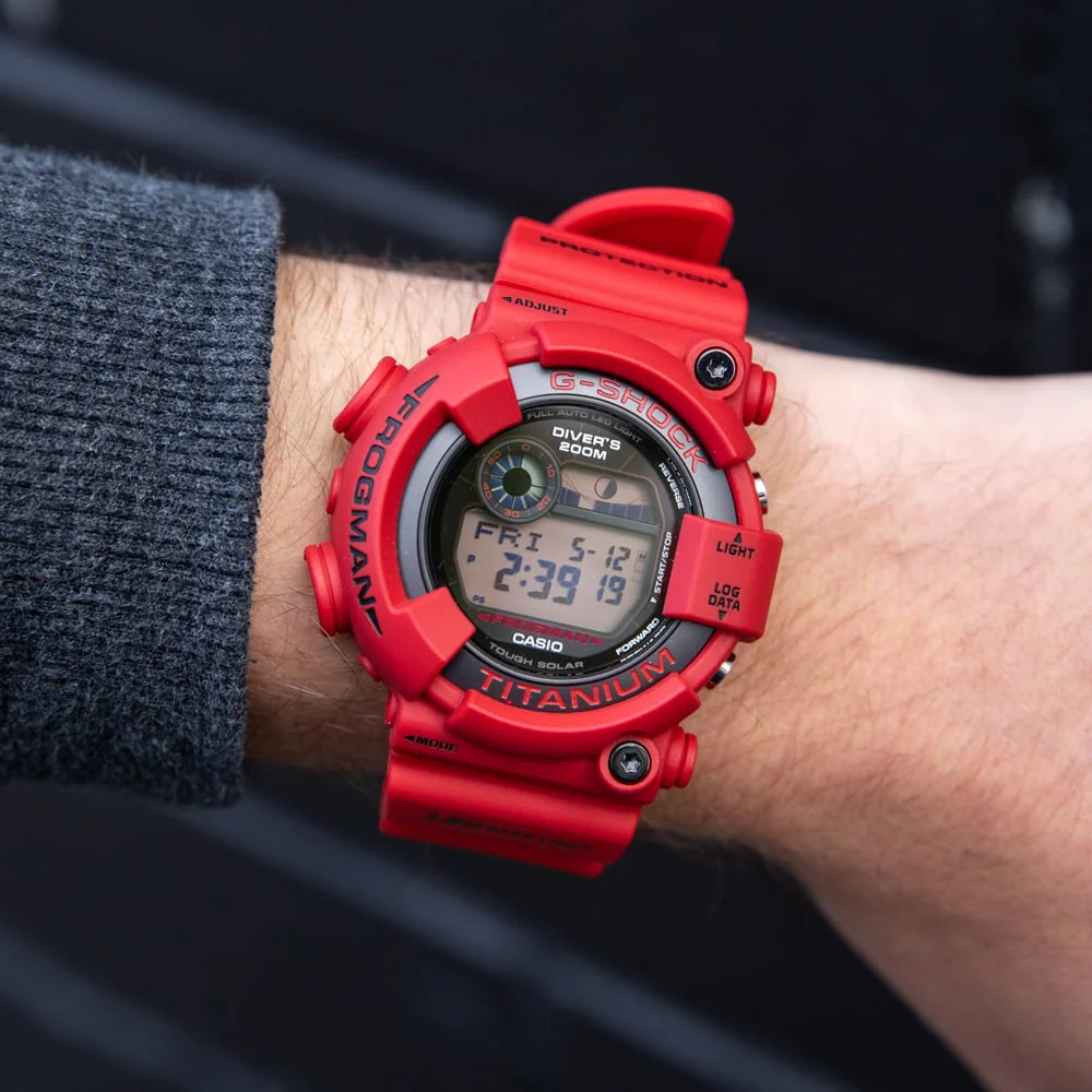 G-Shock GW8230NT-4 Frogman 30th Anniversary - Image 13